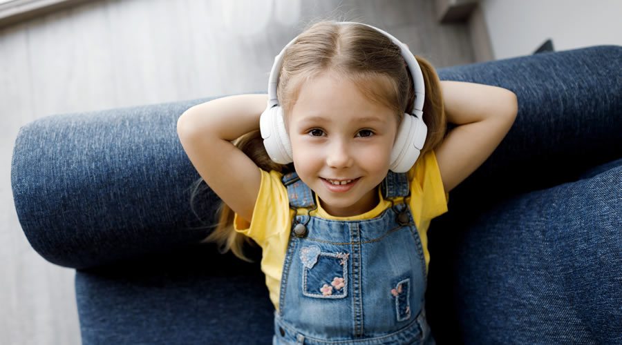 Польза прослушивания аудиосказок для малышей